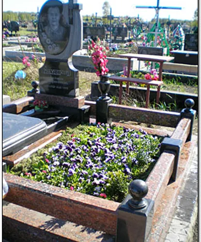 Памятники Цоколя, столы, лавки