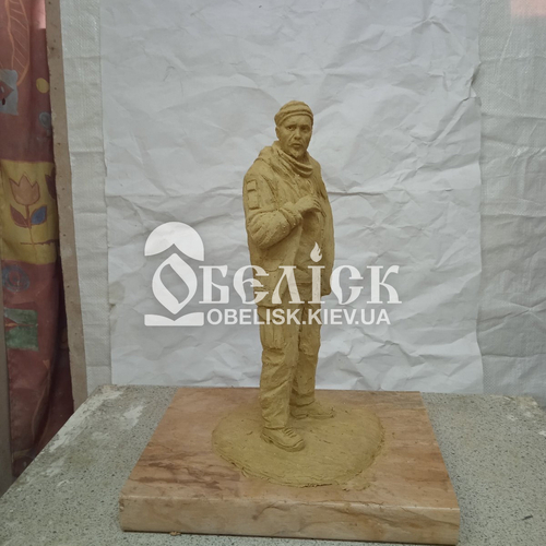 Памятники Мемориальные скульптуры, бюсты, статуи