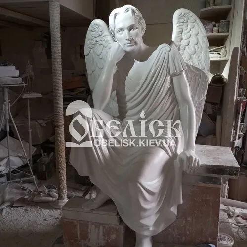 Памятники Мемориальные скульптуры, бюсты, статуи
