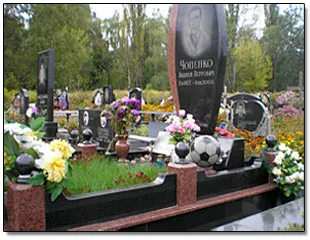 Памятники Цоколя, столы, лавки
