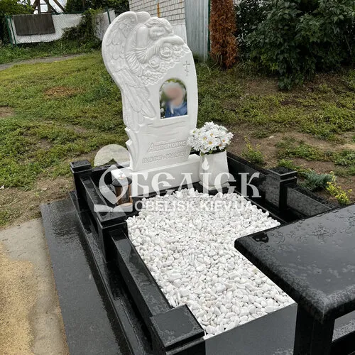 Памятники Мемориальные скульптуры, бюсты, статуи