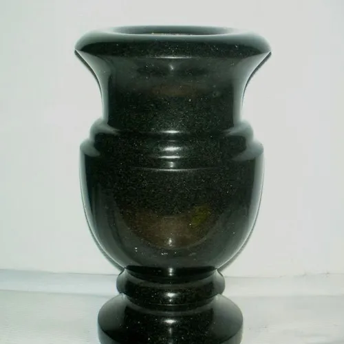 Памятники Вазы, лампады, крестики, фурнитура
