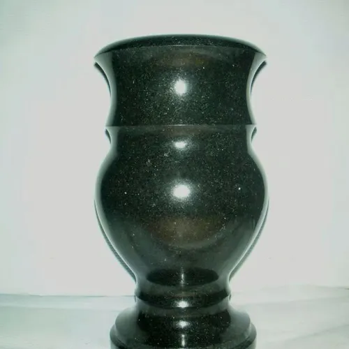 Памятники Вазы, лампады, крестики, фурнитура
