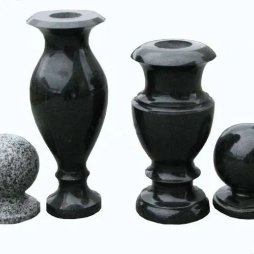 Памятники Вазы, лампады, крестики, фурнитура